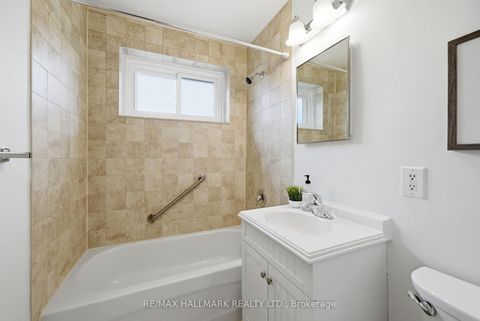 Photo 31 at 28 Langbourne Place, Don Mills, Toronto