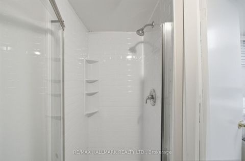 Photo 34 at 28 Langbourne Place, Don Mills, Toronto