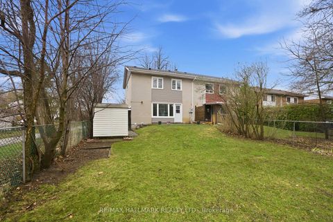 Photo 42 at 28 Langbourne Place, Don Mills, Toronto