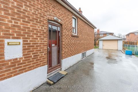 Photo 3 at 166 Delta Street, Alderwood, Toronto