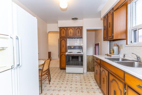 Photo 13 at 166 Delta Street, Alderwood, Toronto