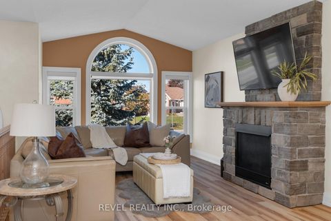 Photo 4 at 77 Marsellus Drive, Holly, Barrie