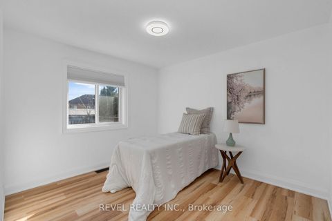 Photo 13 at 77 Marsellus Drive, Holly, Barrie