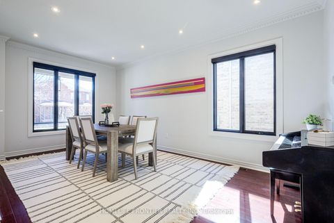 Photo 3 at 126 Forecastle Road, Patterson, Vaughan