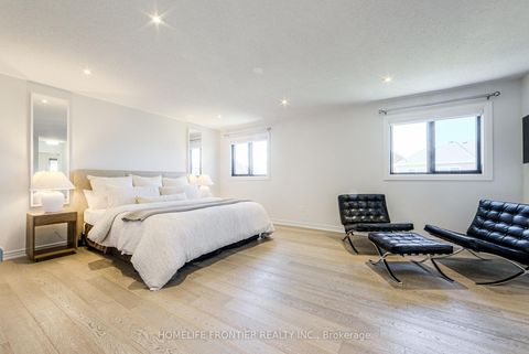 Photo 23 at 126 Forecastle Road, Patterson, Vaughan