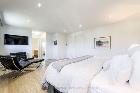 Photo 25 at 126 Forecastle Road, Patterson, Vaughan