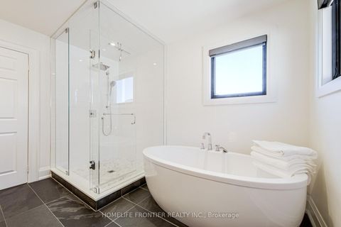 Photo 28 at 126 Forecastle Road, Patterson, Vaughan