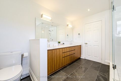 Photo 29 at 126 Forecastle Road, Patterson, Vaughan