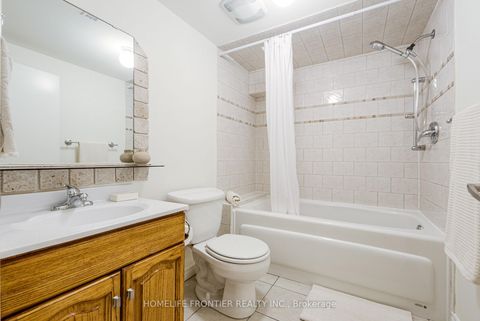 Photo 44 at 126 Forecastle Road, Patterson, Vaughan