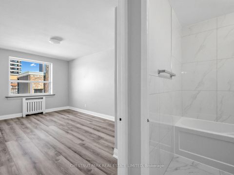 Photo 15 at 404 - 2 Ridelle Avenue, Forest Hill North, Toronto