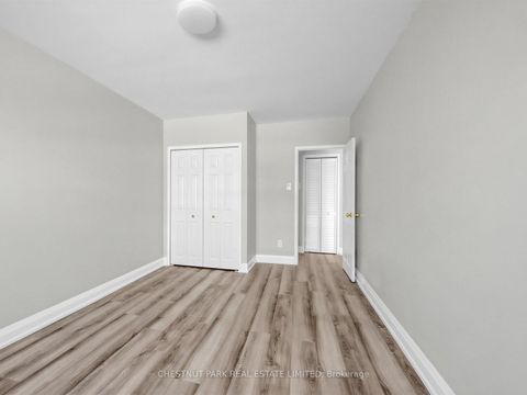 Photo 17 at 404 - 2 Ridelle Avenue, Forest Hill North, Toronto