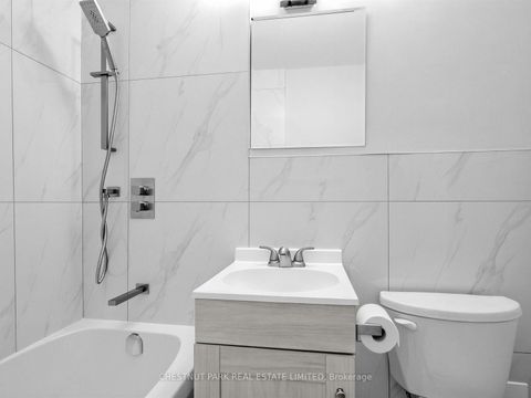 Photo 21 at 404 - 2 Ridelle Avenue, Forest Hill North, Toronto