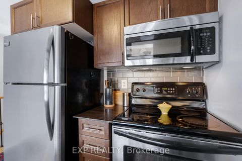 Photo 7 at 5 - 88 Munro Street, South Riverdale, Toronto