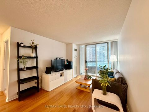 Photo 13 at 712 - 350 Red Maple Road, Langstaff, Richmond Hill