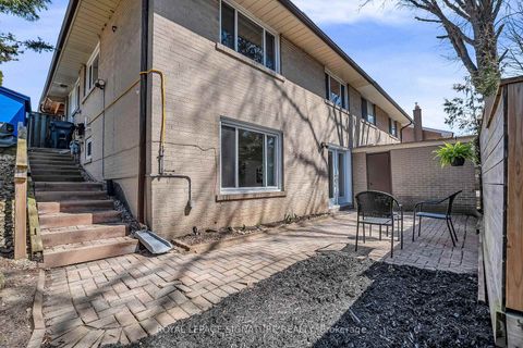 Photo 38 at 16 Tuna Court, Donalda, Toronto