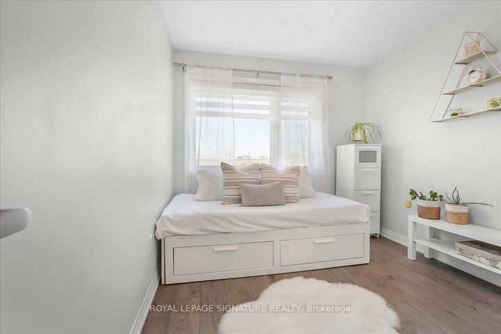 Photo 23 at 8 - 181 William Duncan Road, CFB, Toronto
