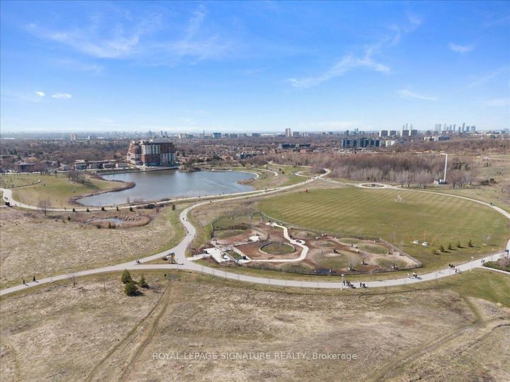 Photo 35 at 8 - 181 William Duncan Road, CFB, Toronto