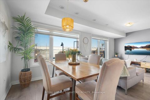 Photo 10 at 8 - 181 William Duncan Road, CFB, Toronto