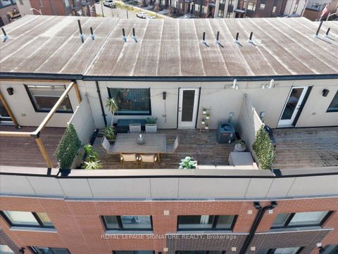 Photo 32 at 8 - 181 William Duncan Road, CFB, Toronto