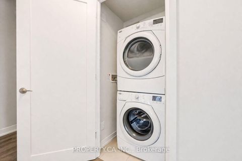 Photo 17 at 3817 - 5 Sheppard Avenue E, Willowdale East, Toronto