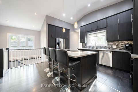 Photo 10 at 176 Pleasant Boulevard, Keswick South, Georgina