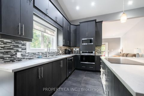 Photo 12 at 176 Pleasant Boulevard, Keswick South, Georgina