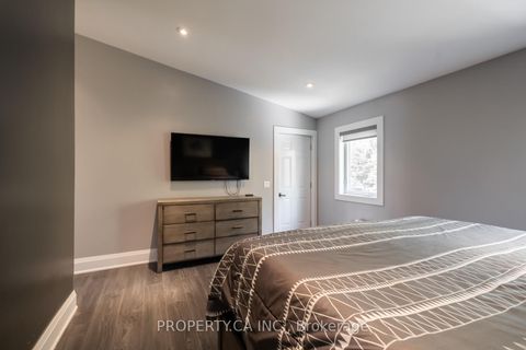 Photo 21 at 176 Pleasant Boulevard, Keswick South, Georgina