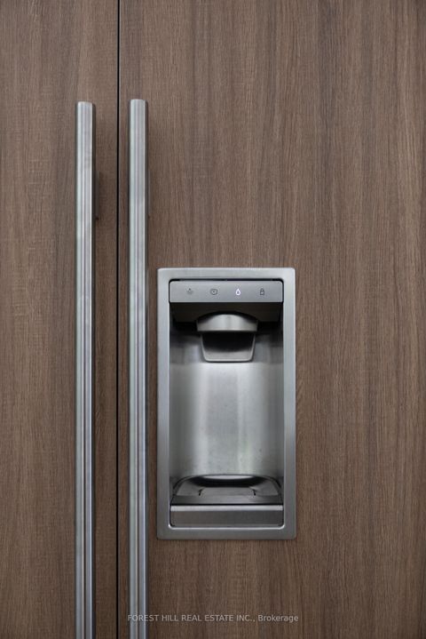 Photo 18 at 52 Roxborough Drive, Moore Park, Toronto