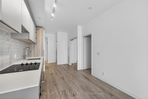 Photo 4 at 4911 - 55 Mercer Street, Waterfront Communities C1, Toronto