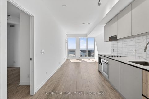 Photo 11 at 4911 - 55 Mercer Street, Waterfront Communities C1, Toronto