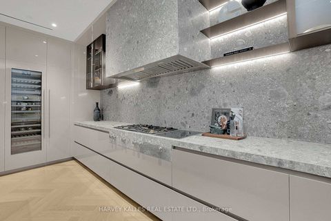 Photo 11 at 104 - 7 Dale Avenue, Moore Park, Toronto