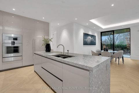 Photo 17 at 104 - 7 Dale Avenue, Moore Park, Toronto