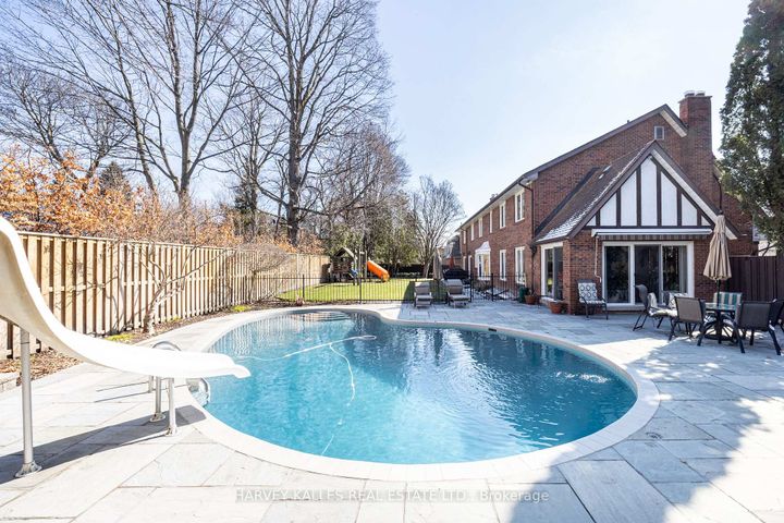 Photo 46 at 10 Whitelaw Court, Grandview, Markham