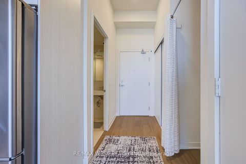 Photo 6 at 2406 - 10 Deerlick Court, Donalda, Toronto