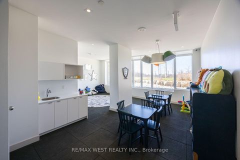 Photo 33 at 2406 - 10 Deerlick Court, Donalda, Toronto