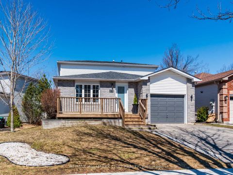 Photo 1 at 163 Columbia Road, Holly, Barrie