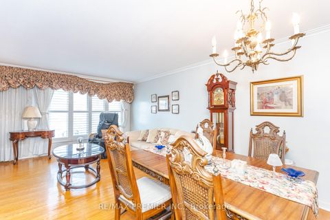 Photo 7 at 16 Orchardcroft Crescent, York University Heights, Toronto