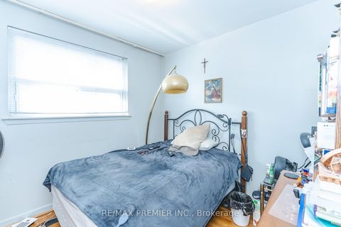 Photo 16 at 16 Orchardcroft Crescent, York University Heights, Toronto
