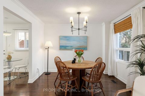 Photo 7 at 42 Cog Hill Drive, Glen Shields, Vaughan