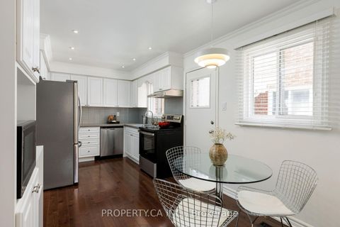 Photo 8 at 42 Cog Hill Drive, Glen Shields, Vaughan