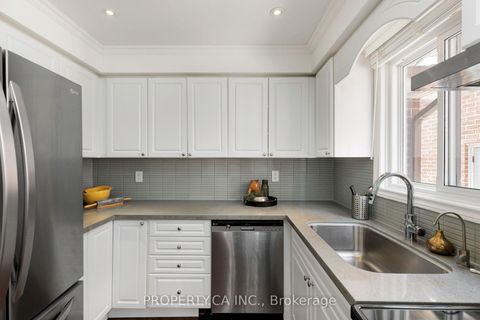 Photo 11 at 42 Cog Hill Drive, Glen Shields, Vaughan