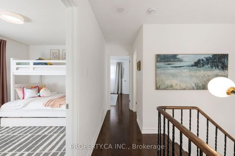 Photo 13 at 42 Cog Hill Drive, Glen Shields, Vaughan