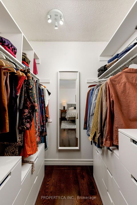 Photo 19 at 42 Cog Hill Drive, Glen Shields, Vaughan