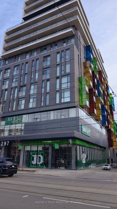 Photo 17 at 1517 - 297 College Street, Chinatown, Toronto