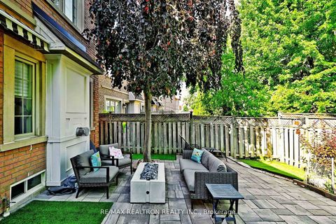 Photo 45 at 100 Kingsbridge Circle, Beverley Glen, Vaughan