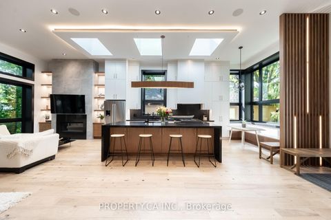 Photo 0 at 58 Farningham Crescent, Rosethorn, Toronto