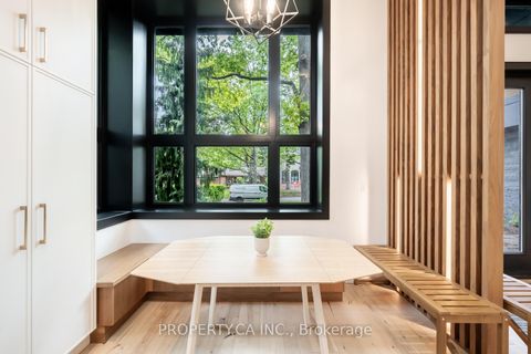 Photo 10 at 58 Farningham Crescent, Rosethorn, Toronto