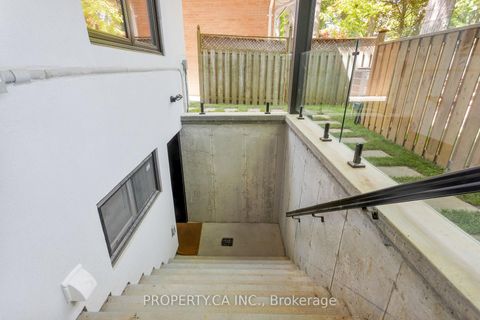 Photo 26 at 58 Farningham Crescent, Rosethorn, Toronto