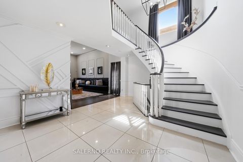 Photo 5 at 115 Ayton Crescent, Islington Woods, Vaughan