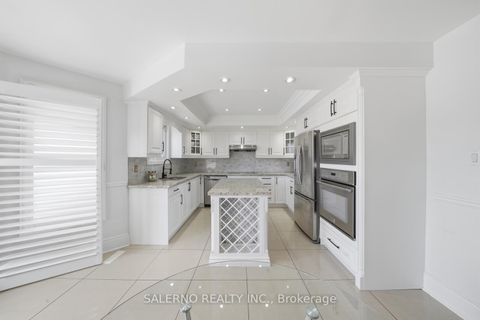 Photo 15 at 115 Ayton Crescent, Islington Woods, Vaughan